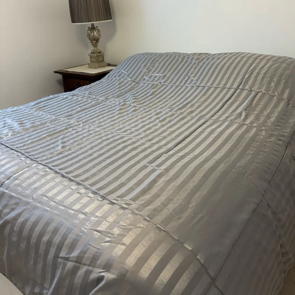 Striped Comforter Bedspread Ultra Stripes Luxury Hotel Style Silver Full Queen